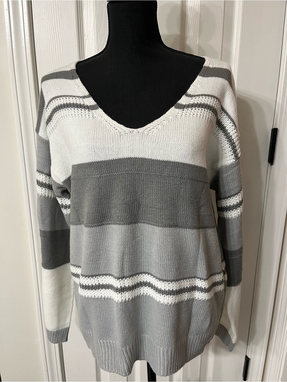 Gray & White Striped V-Neck Women's Sweater